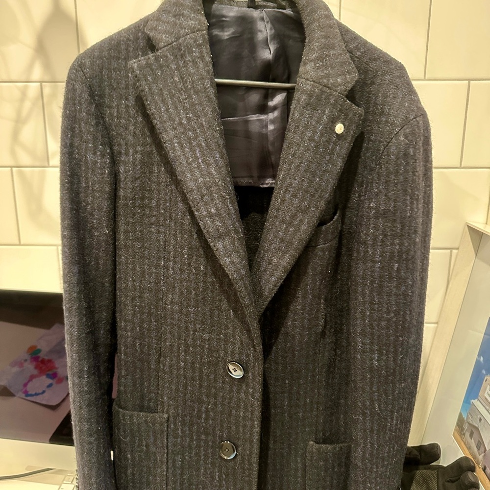 Men's LBM 1911 OVERCOAT, SIZE 48EU, BLACK AND PURPLE IN COLOR, MOHAIR
